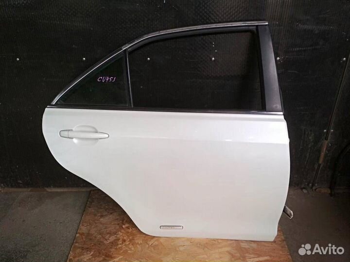 Дверь задняя правая toyota camry 40