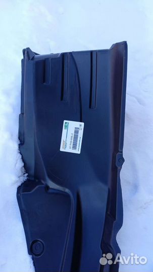 Подкрыльник тойота