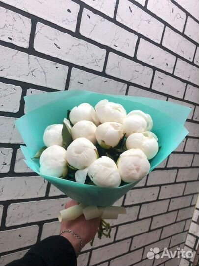 Пионы белые с доставкой Под заказ