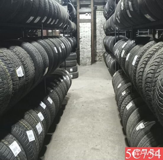 Kumho Solus KH17 215/55 R17 92P