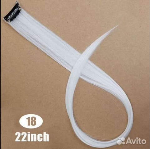 Белая прядь волос