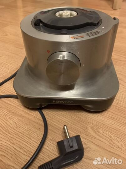 Моторная часть блендера на запчасти kenwood FP250