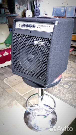 Басовый комбо Warwick BC 40, 40Вт, 10