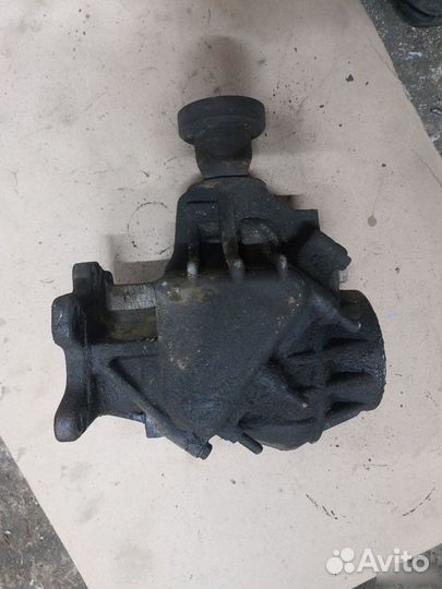 Угловая передача раздатка редуктор Volvo B5254T