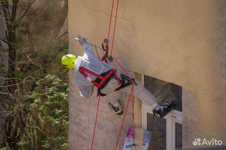 Мойка фасада, окон, балконов и обеспыливание