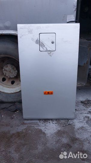 Люк отсека. Higer 6129 АВТОБУС isle340.30 2007