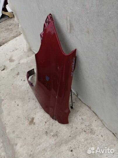 Крыло переднее левое Toyota Platz NCP16