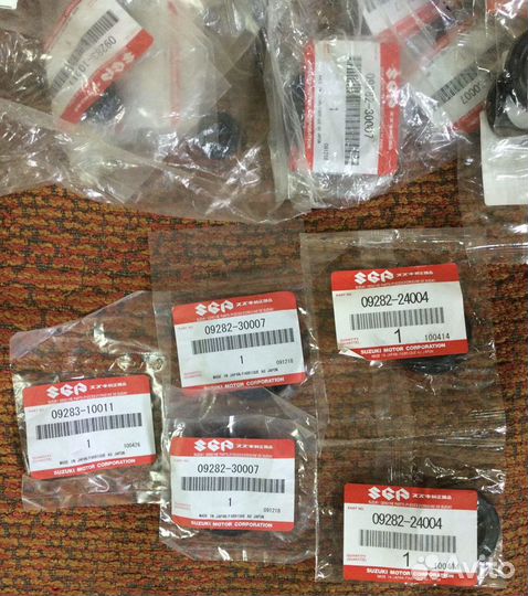 Комплект сальников редуктора Suzuki DF100-DF140A