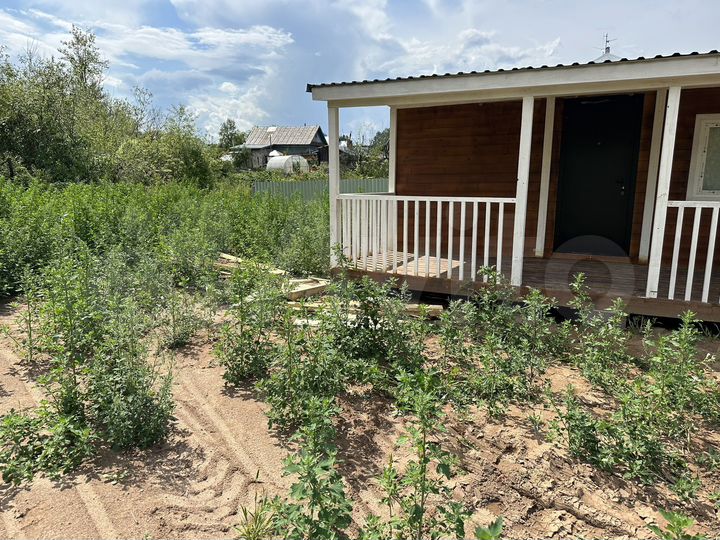 Дом 25 м² на участке 7 сот.