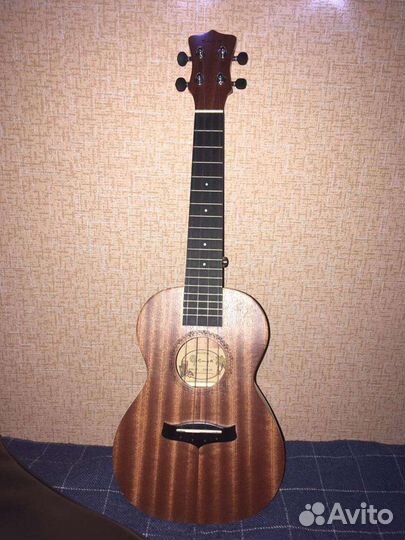 Гитара укулеле