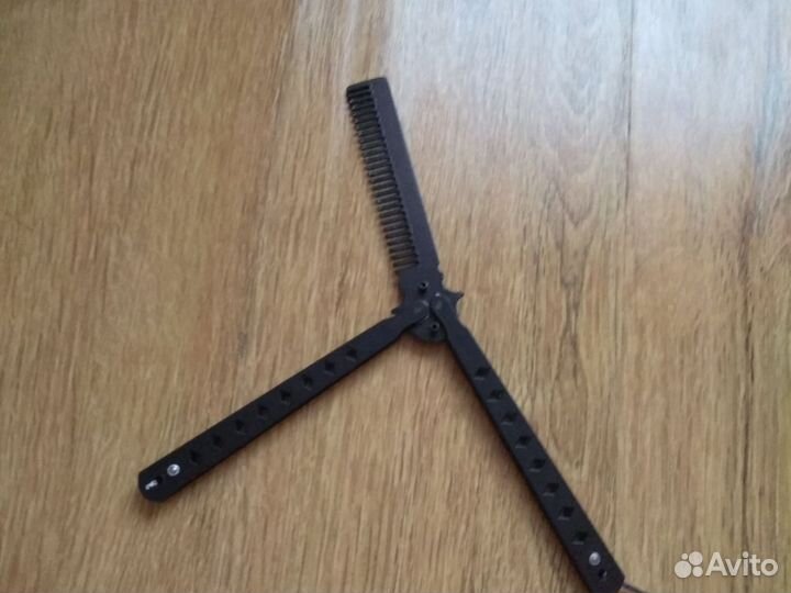 Нож бабочка расческа