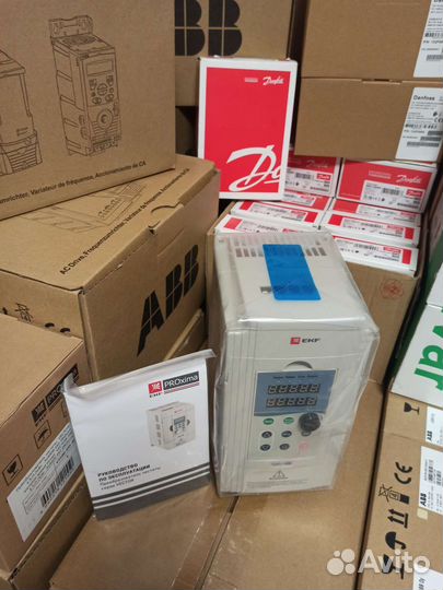 Преобразователь частоты EKF PROxima VT100-4R0-3B