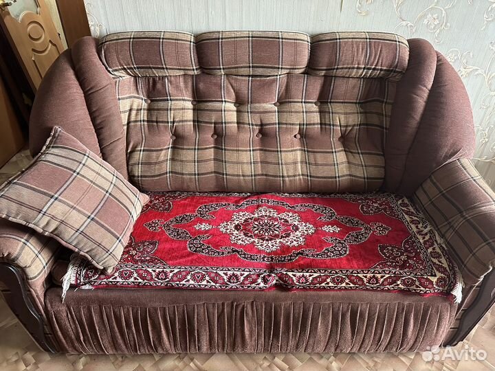 Продам диван б/у