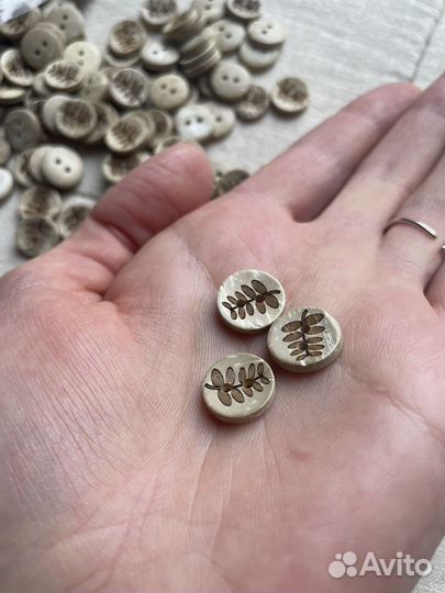 Кокосовые пуговицы