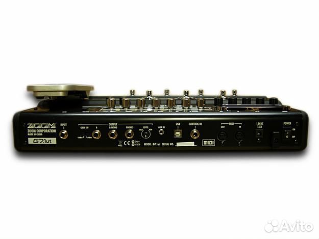 Гитарный ламповый мульти процессор zoom G7.1ut