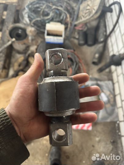 Шарнир реактивной тяги камаз