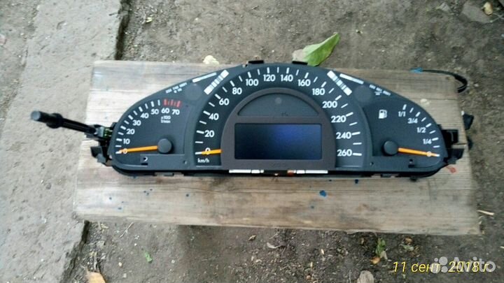 Приборная панель на мерседес w203