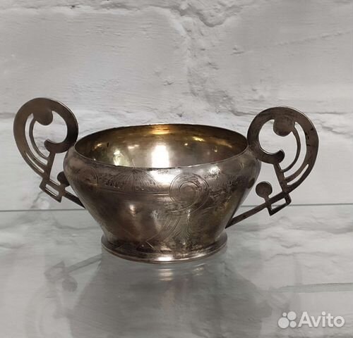 Серебряная вазочка, конфетница, сахарница