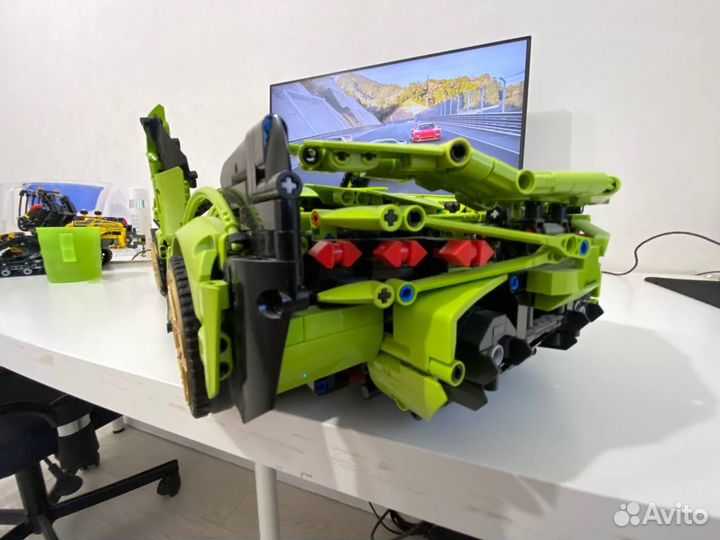 Lego Technic Lamborghini 42115