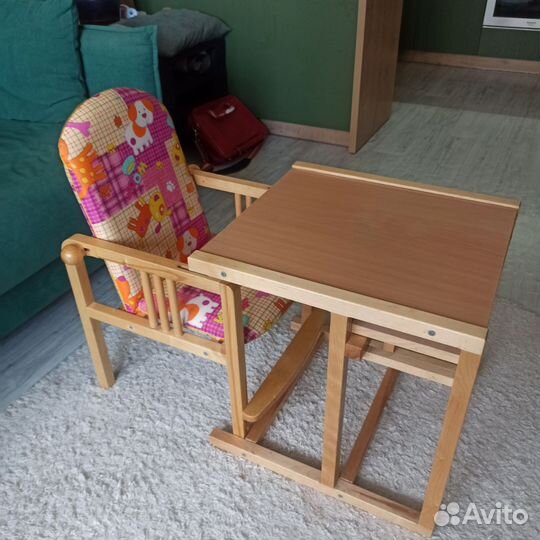 Детский стол со стульчиком