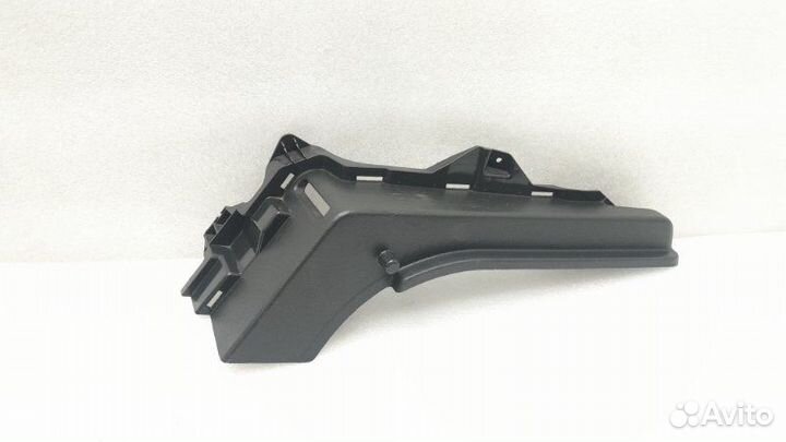 Обшивка панели багажника правая Skoda Rapid NH