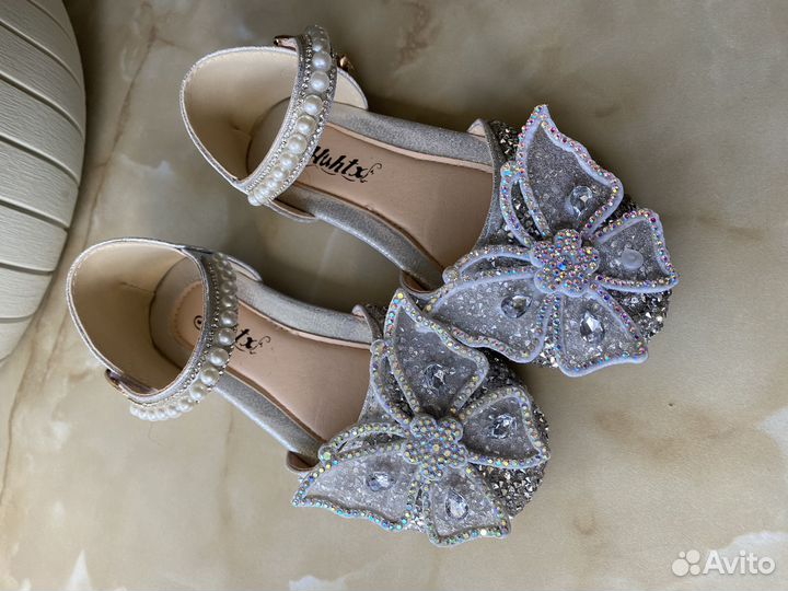 Босоножки для девочки 29 размер