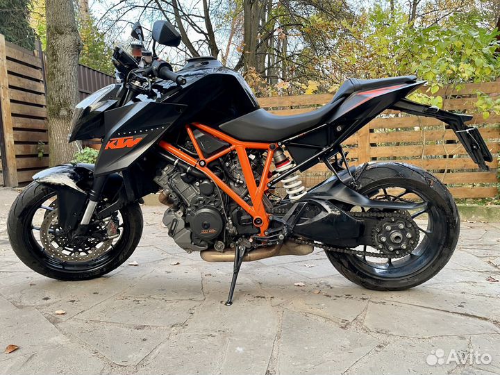 KTM 1290 Super Duke R 2014
