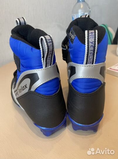 Лыжные ботинки 33