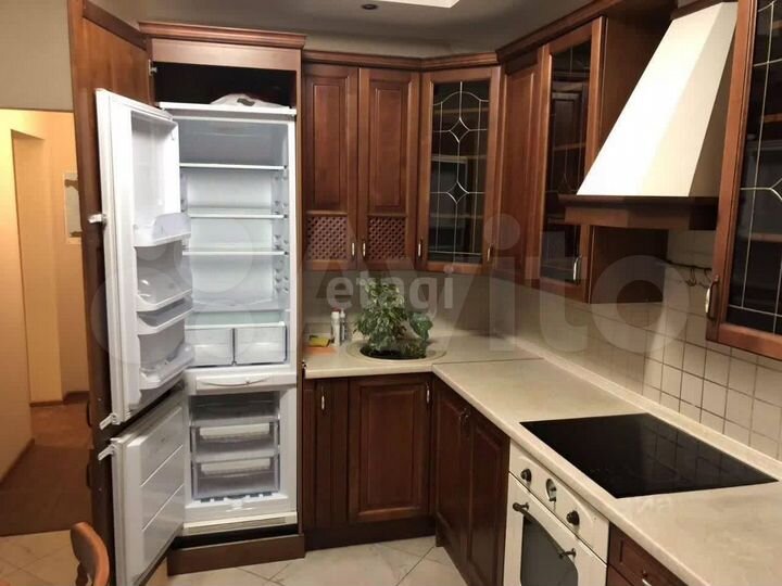 2-к. квартира, 50 м², 6/17 эт.