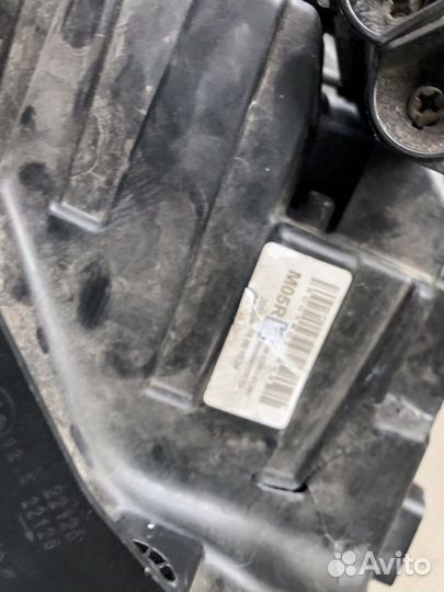 Фара hyundai santa fe 4