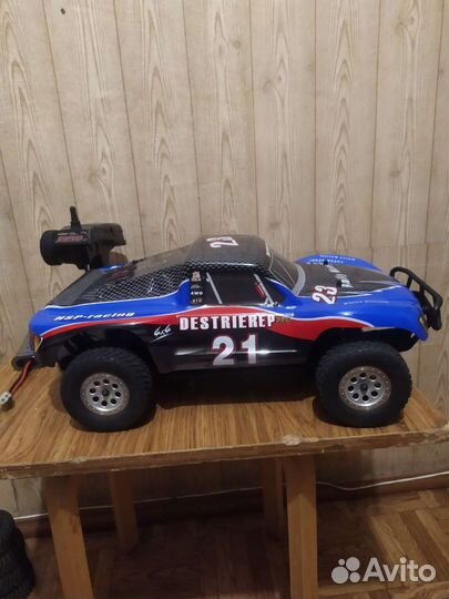 Модель на радиоуправлении Hsp 1:10 short cours