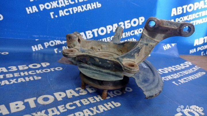 Передний левый поворотный кулак Nissan Juke