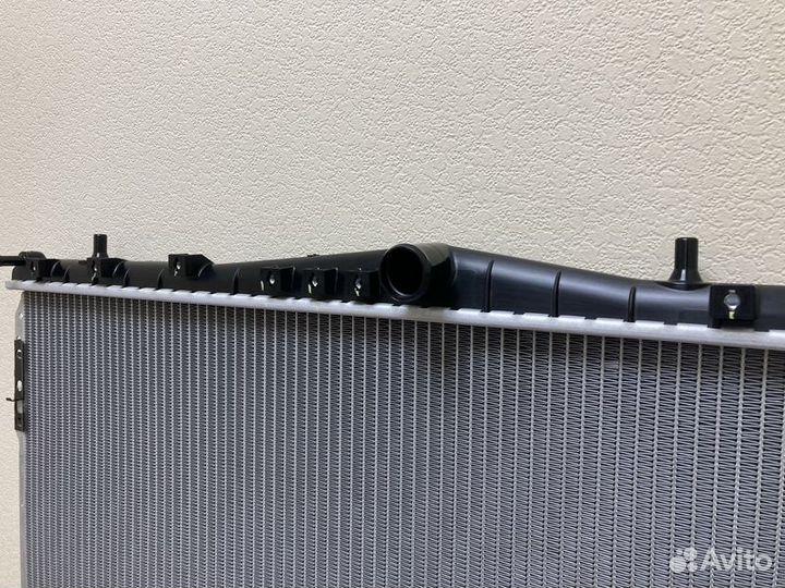 Радиатор охлаждения Шевроле Лачетти МКПП