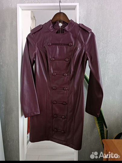 Платье кожаное 42-44 бордовое мини
