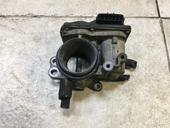 Заслонка дроссельная электрическая Toyota Yaris SC