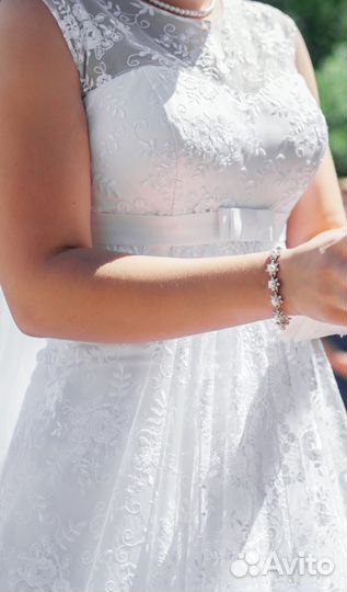 Свадебное платье