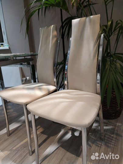 Обивка,ремонт и перетяжка мягкой мебели