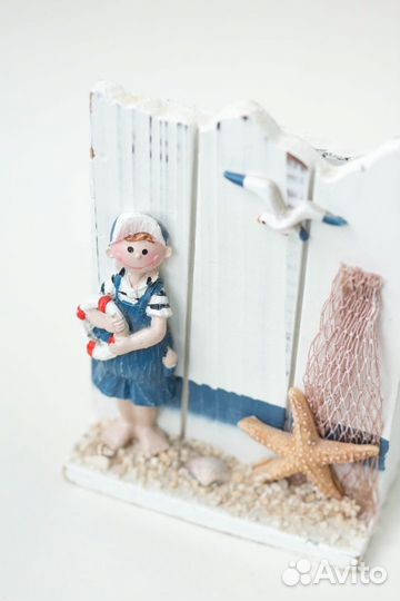 Подставка для канцелярских принадлежностей