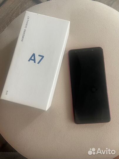 Samsung Galaxy A7 (2018), 4/64 ГБ