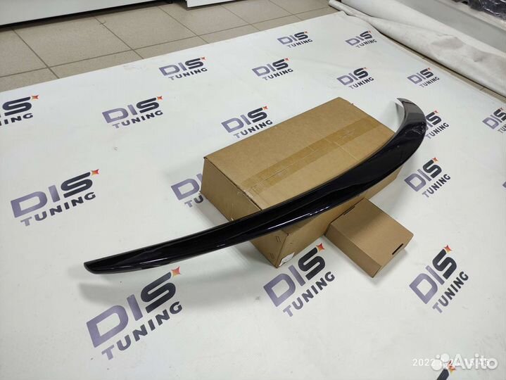Спойлер крышки багажника на Mercedes E-Class C238