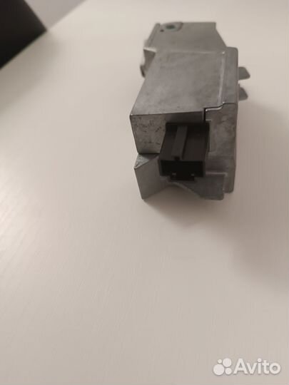 Замок блокиратора руля Форд Фокус 3