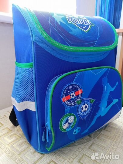 Школьный рюкзак