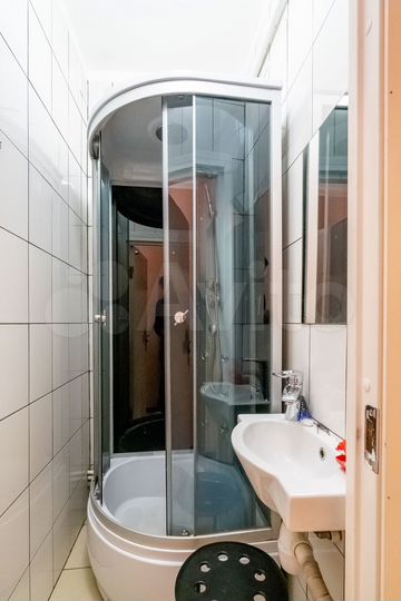 Комната 16 м² в 4-к., 1/6 эт.