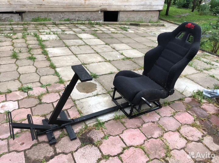 Кокпит для симрэйсинга