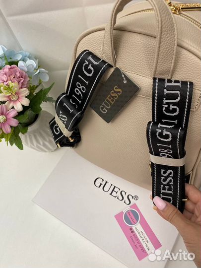 Рюкзак женский Guess