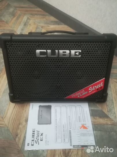 Гитарный комбоусилитель Roland cube Street EX