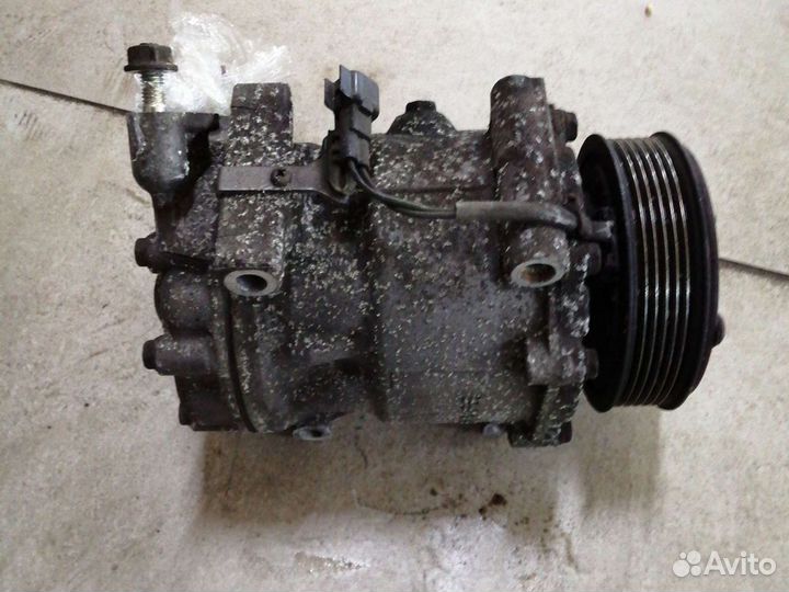 Компрессор кондиционера на Volvo S60, V40 1,6d