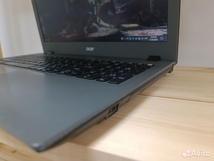 Игровой Acer E5 i3/6gb/940m/SSD 512gb