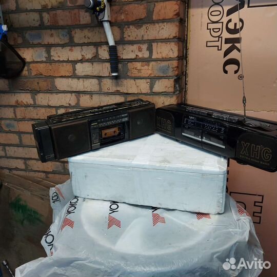 Ретро магнитола 2 штуки