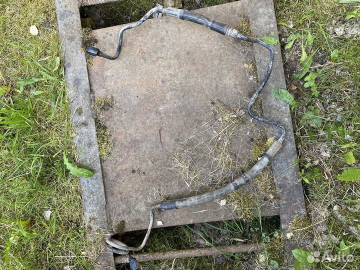 Продам трубку гур в сборе на Audi a6 c5 2.4